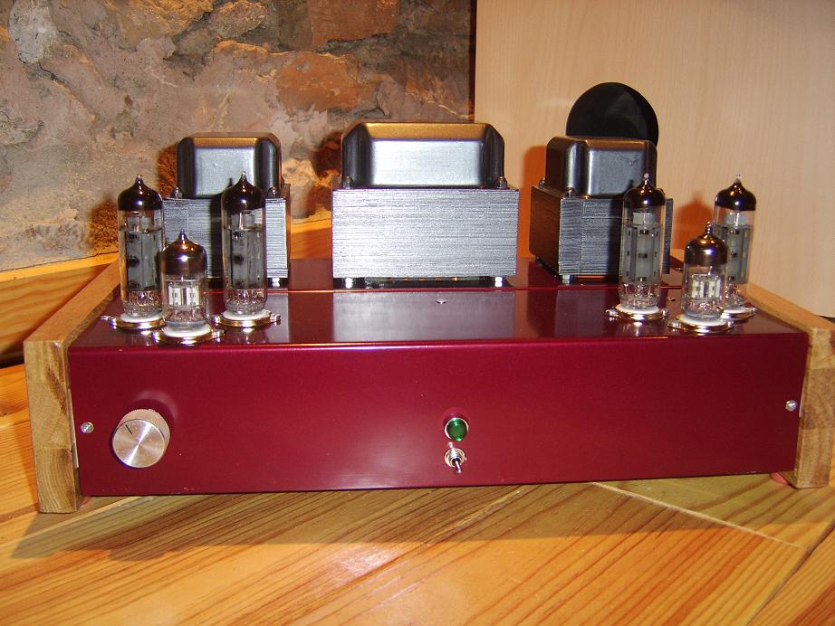 AMP.JPG